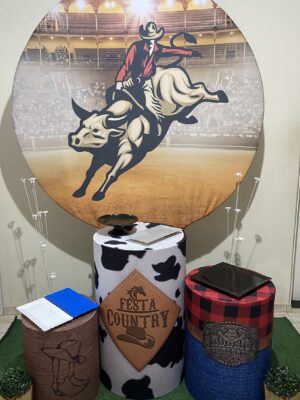 Decoração Rústica Rodeio em Touros - Kit Prático Pegue e Monte